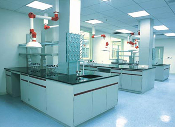 實驗室通風不暢？深度解析排風系統設計與施工的常見誤區